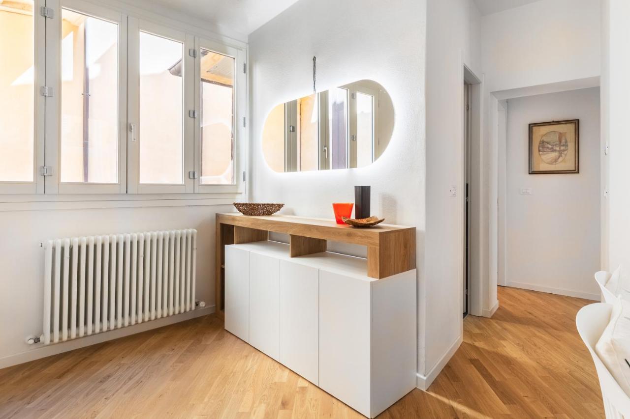 Getthekey Barberia Apartment Bologna Bagian luar foto